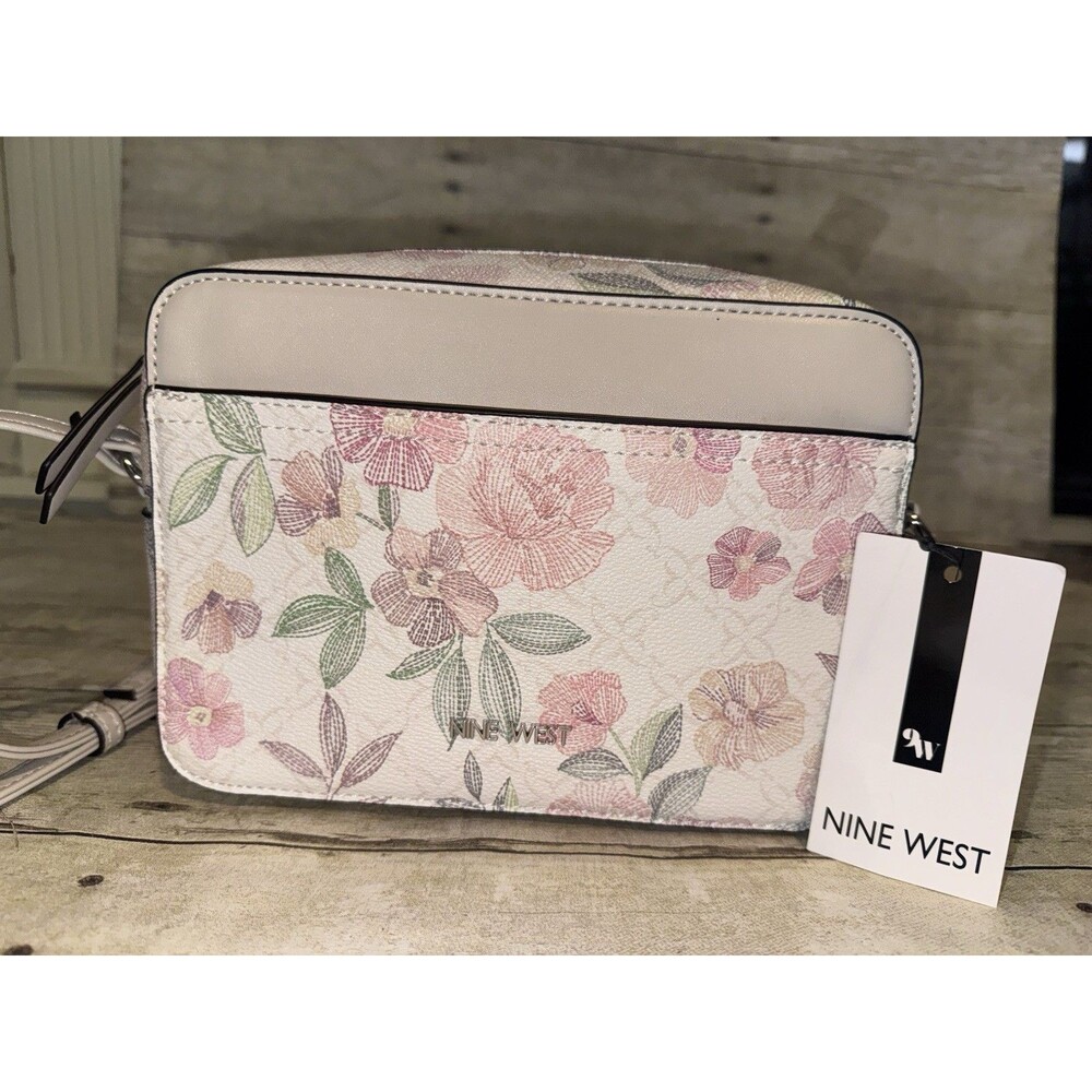 Womens Nine West Handbag Purse With Shoulder Strap Pink Floral Design Zip Style